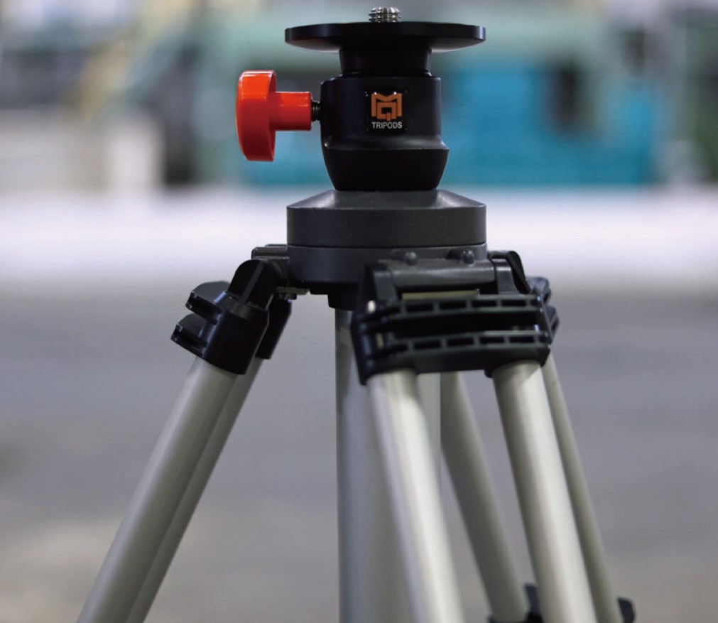 MQ铝合金轻量工业三脚架